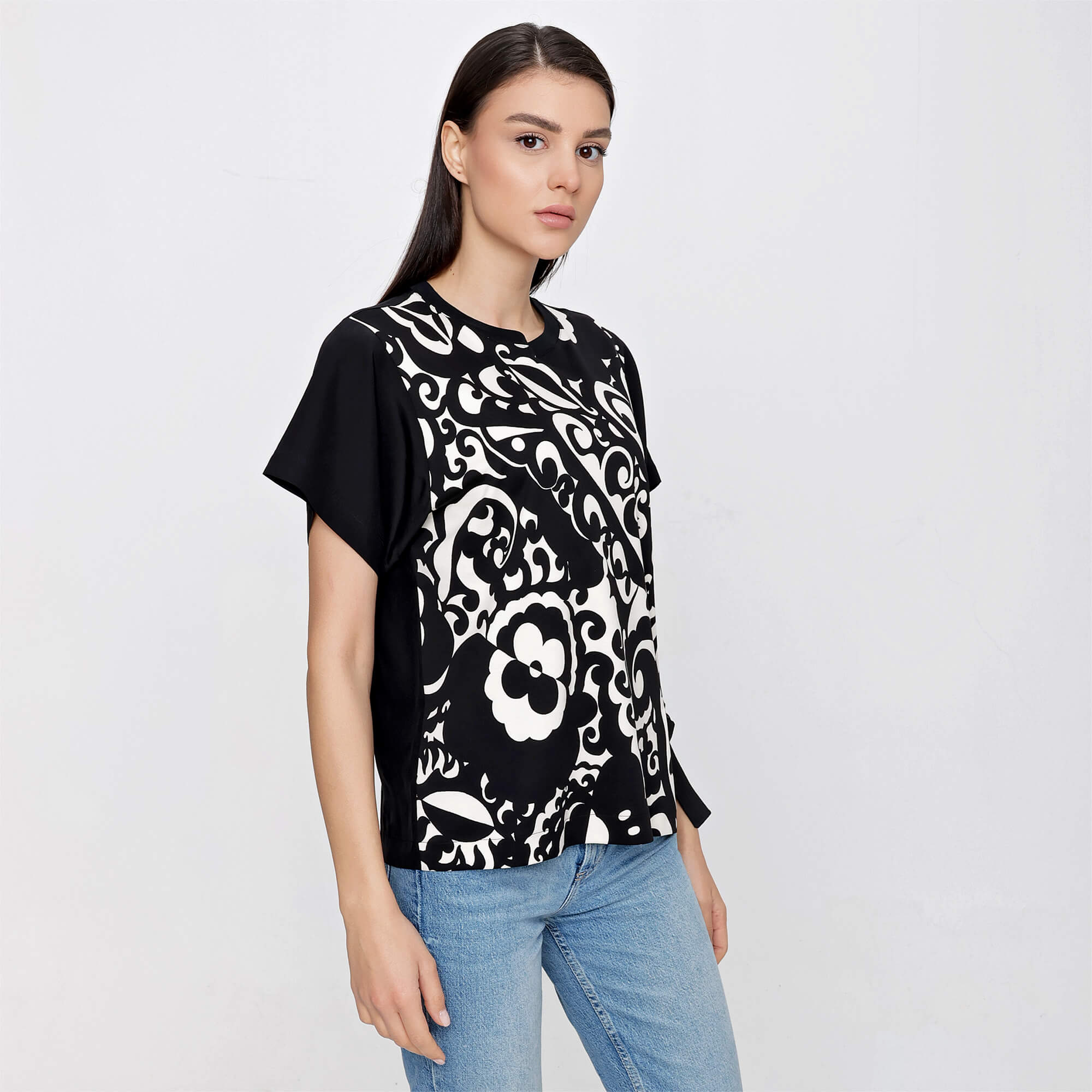 Louis Vuitton - Black&White Print Tshirt